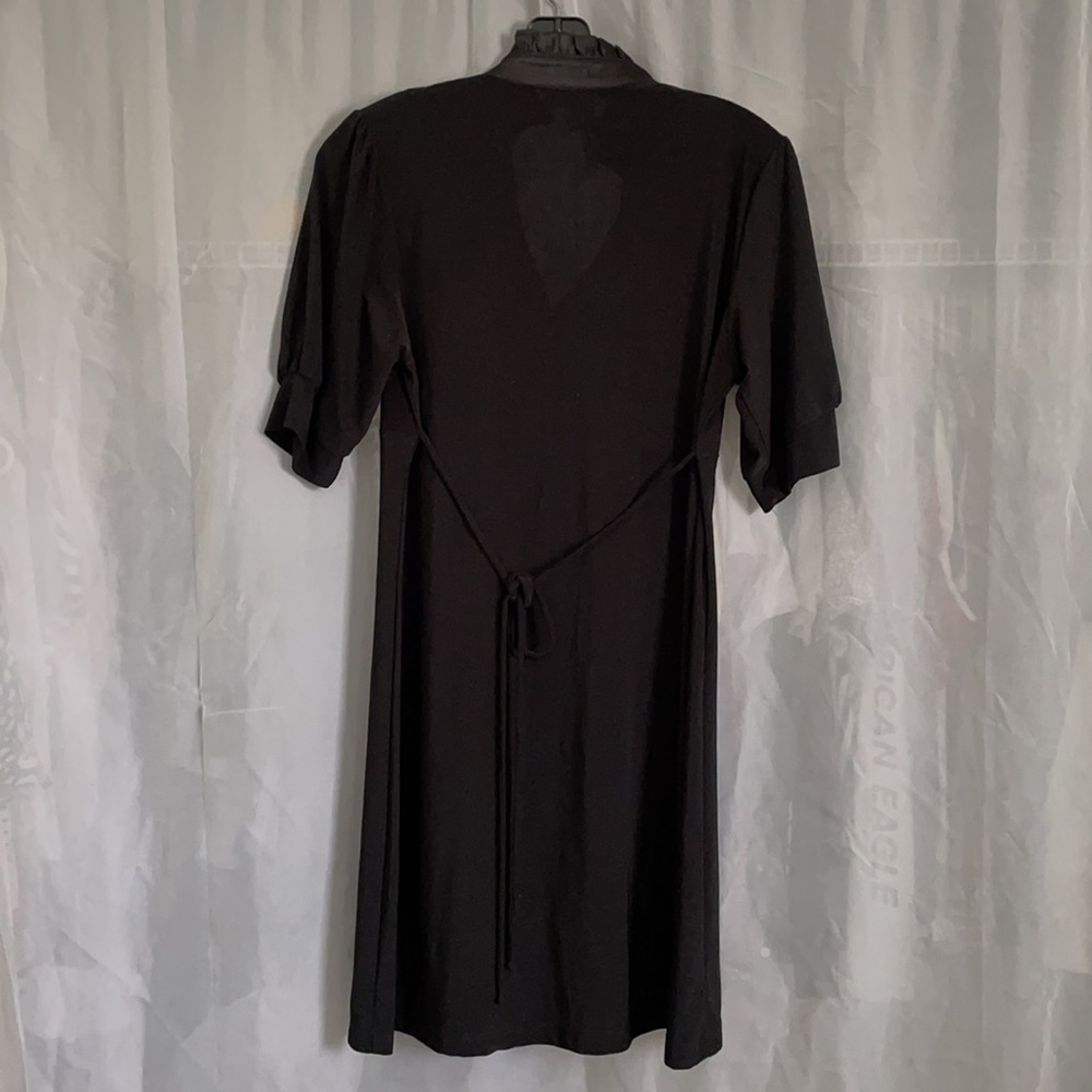Dress - Picture 5 of 5